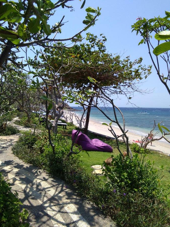 Stairway To Heaven Bungalows And Restaurant Amed Esterno foto